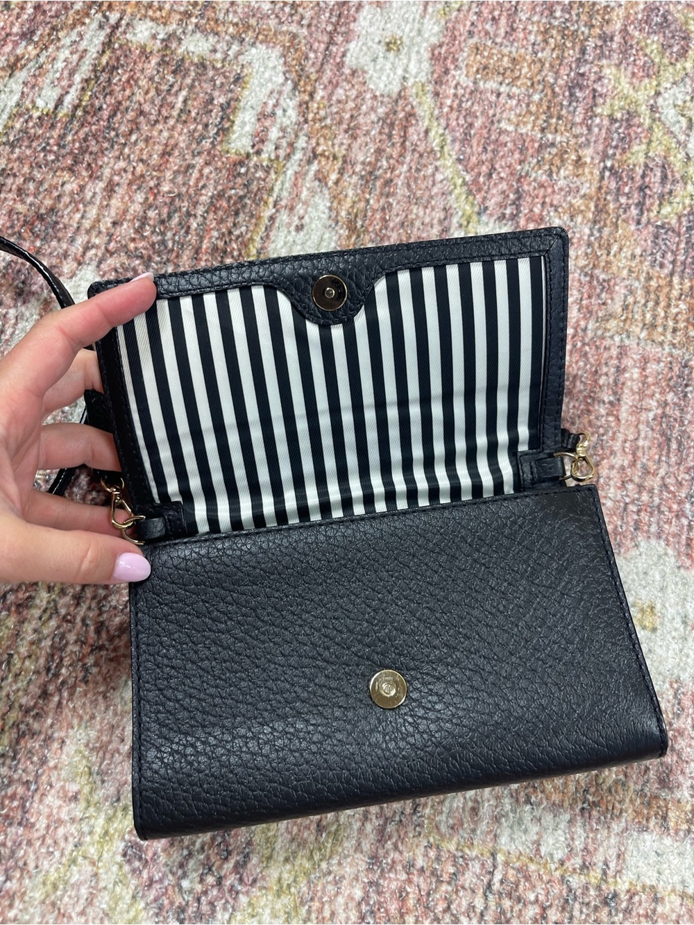 Kate Spade Southport Avenue Natalie Pebbled Leather Clutch Crossbody Bag Black - Picture 4 of 7